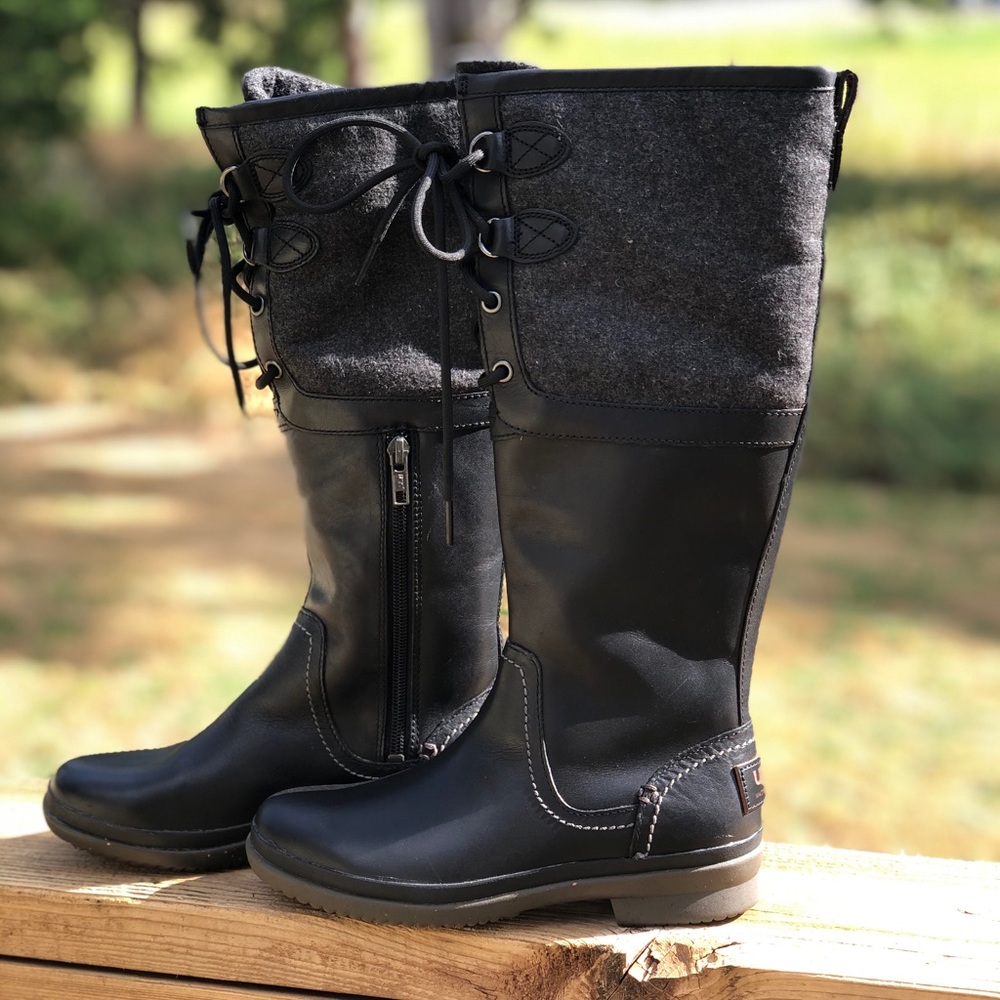 Ugg Elsa Boots Sz 5 woman’s New with Box